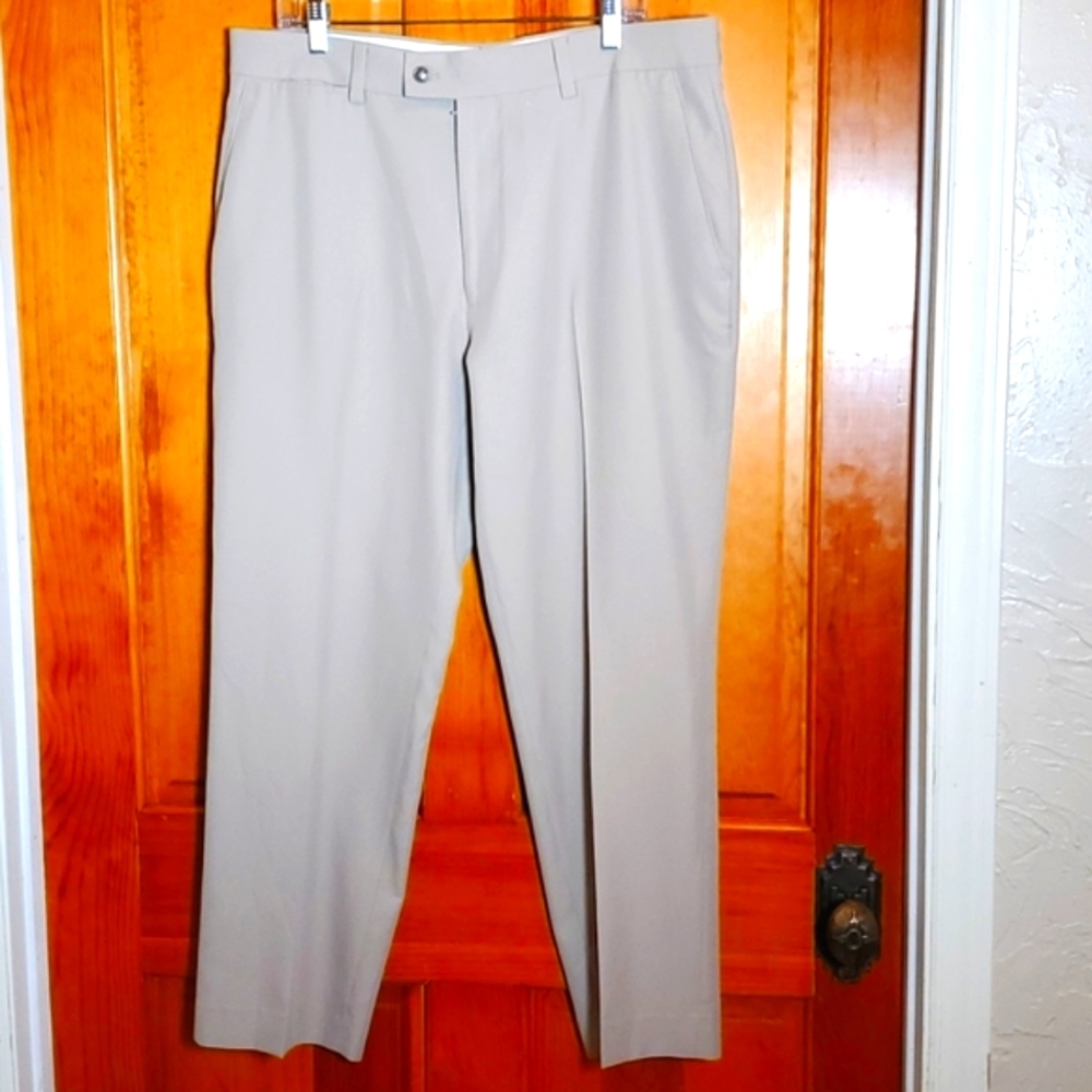 ALAN FLUSSER 38 X 29 GOLF TAN PANTS